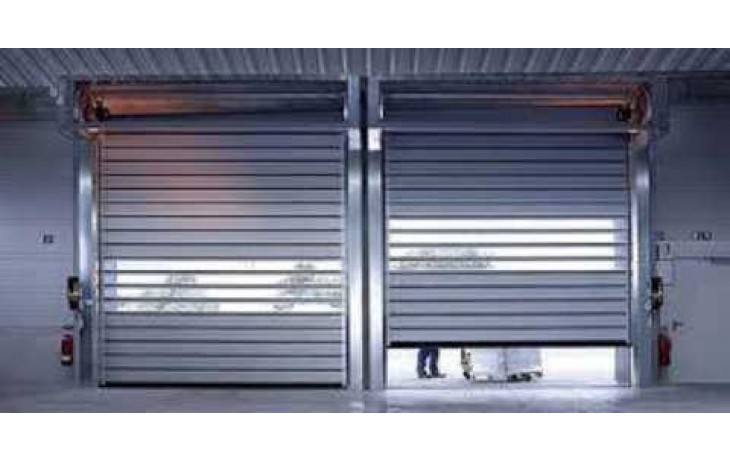 Rolling shutter door